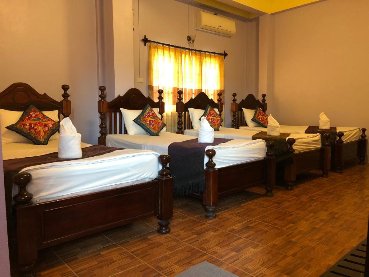 Soutjai Guesthouse & Restaurant Vang Vieng Eksteriør billede