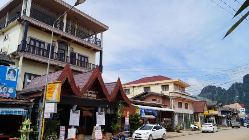 Soutjai Guesthouse & Restaurant Vang Vieng Eksteriør billede